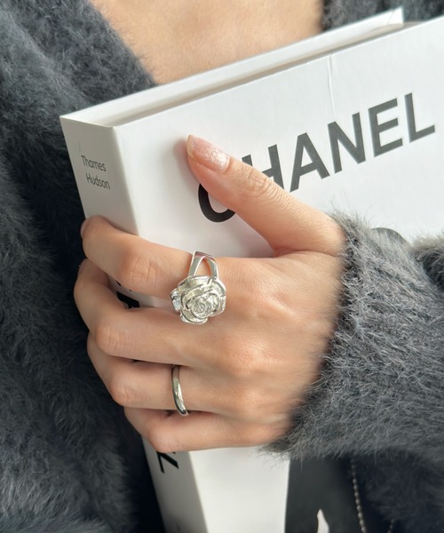 sowang(ソワン)の「ステンレス/メタルローズリング-stainless metal rose ring-(リング・レディース・シルバー/ゴールド・FREE)」の7枚目の写真
