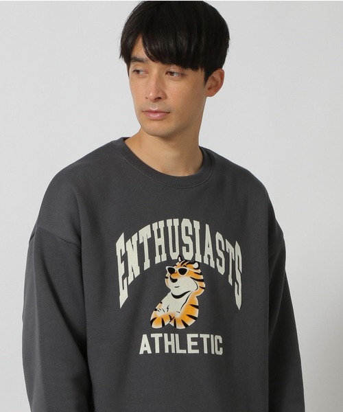 LAKOLE（ラコレ）の「アニマルフロッキープルオーバー / 147797（スウェット・メンズ・チャコールグレー/ホワイト/ターコイズブルー・LARGE/MEDIUM/X-LARGE）」の2枚目の写真