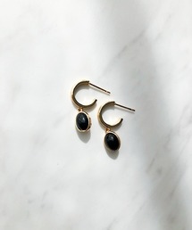 ブラックエリプスモチーフフープピアス