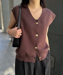 RANAN（ラナン）の「ゴールド調ボタンVネックベスト（ベスト）」
