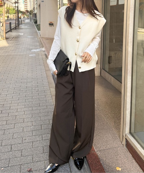 RANAN（ラナン）の「ゴールド調ボタンVネックベスト（ベスト）」 - WEAR