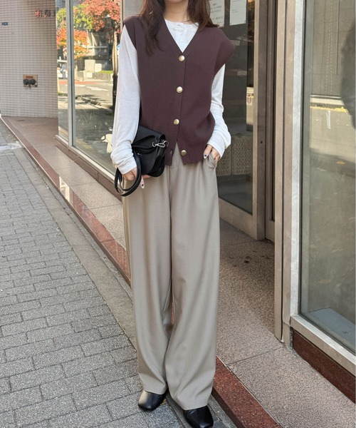 RANAN（ラナン）の「ゴールド調ボタンVネックベスト（ベスト）」 - WEAR