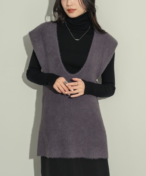 NEUNA（ヌナ）の「Uネックニットベスト（ベスト・レディース・ベージュ/グレー/チャコールグレー・FREE）」の20枚目の写真