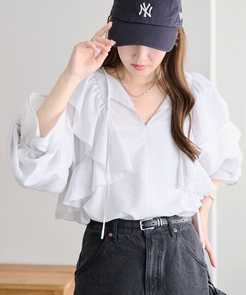 DISCOAT（ディスコート）の「【新色追加!/6色展開】フリルブラウス《WEB限定カラーあり》（シャツ/ブラウス・レディース・ブラック/アイボリー/サックスブルー/ベージュ/グリーン系その他/グレー・FREE）」の19枚目の写真