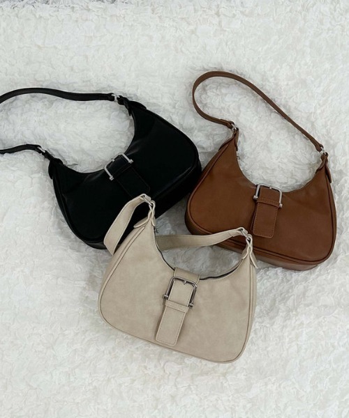 archives（アルシーヴ）の「【25ss】バッグルホーボーバッグ（ショルダーバッグ・レディース・ブラック/キャメル/アイボリー・FREE）」の4枚目の写真