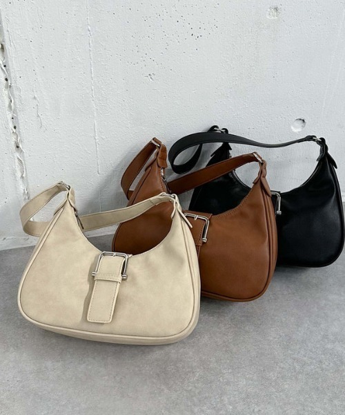 archives（アルシーヴ）の「【25ss】バッグルホーボーバッグ（ショルダーバッグ・レディース・ブラック/キャメル/アイボリー・FREE）」の5枚目の写真
