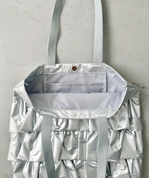 Lee（リー）の「Lee/リー フリル BIGトートバッグ/ロゴ刺繍 ギャザー バレエコア ティアード/デニム キャンバス シルバー（トートバッグ・レディース・シルバー/ブラック/ホワイト/ブルー・FREE）」の17枚目の写真