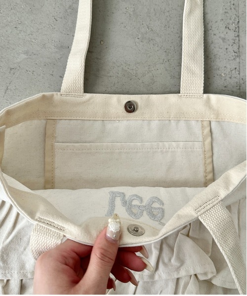 Lee（リー）の「Lee/リー フリル BIGトートバッグ/ロゴ刺繍 ギャザー バレエコア ティアード/デニム キャンバス シルバー（トートバッグ・レディース・シルバー/ブラック/ホワイト/ブルー・FREE）」の6枚目の写真