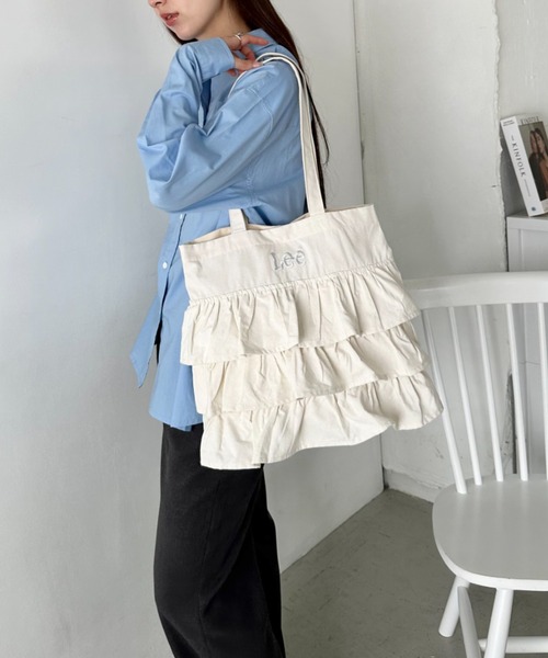 Lee（リー）の「Lee/リー フリル BIGトートバッグ/ロゴ刺繍 ギャザー