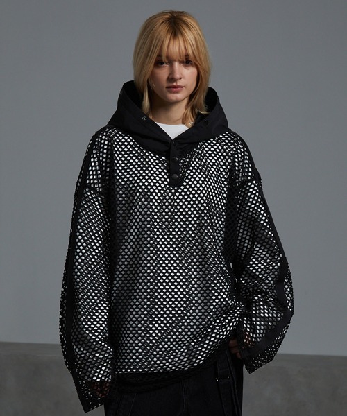 cussil（クシル）の「【cussil/クシル】ショルダーラインメッシュナイロンパーカー（パーカー・メンズ・ブラック・S/M/L）」の8枚目の写真