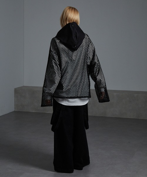 cussil（クシル）の「【cussil/クシル】ショルダーラインメッシュナイロンパーカー（パーカー・メンズ・ブラック・S/M/L）」の14枚目の写真