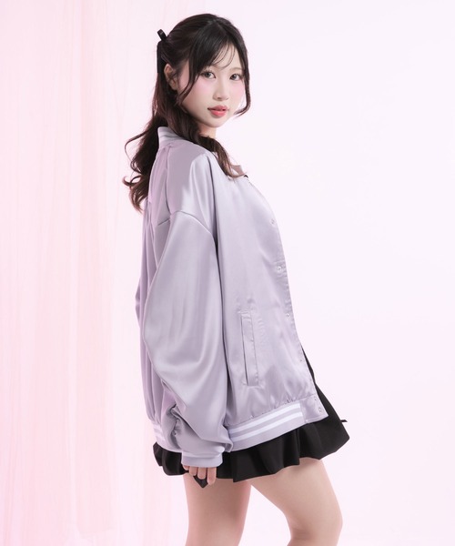 DearMyLoveRose(ディアマイラブローズ)の「オーバーサイズサテンスタジャン(スタジャン・レディース・ラベンダー/スモークピンク/ブラック・M-L/LL~3L)」の22枚目の写真