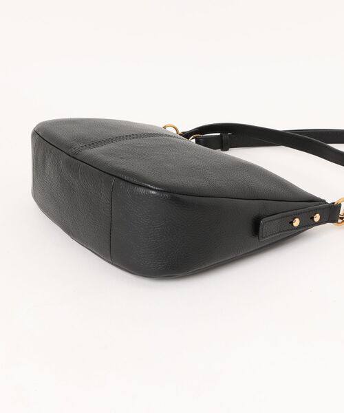 FOSSIL（フォッシル）の「フォッシル 斜めがけバッグ レディース レザー ブラック スマホ収納可 ZB7716001（ハンドバッグ・レディース・ブラック・FREE）」の7枚目の写真