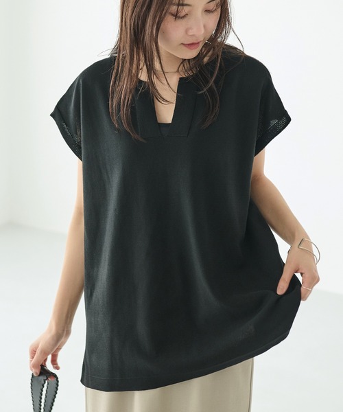 LAVEANGE（ラビアンジェ）の「【洗える】スキッパーポンチョプルオーバー（ニット/セーター・レディース・ブラウン/オフホワイト/ブラック・M/3L/4L）」の4枚目の写真