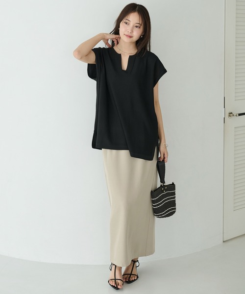 LAVEANGE（ラビアンジェ）の「【洗える】スキッパーポンチョプルオーバー（ニット/セーター・レディース・ブラウン/オフホワイト/ブラック・M/3L/4L）」の8枚目の写真