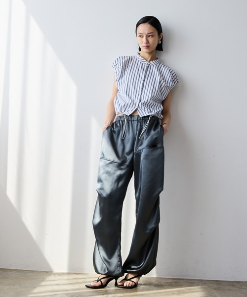 AIC.（エーアイシー）の「アシンメトリーポケットサテンパンツ（その他パンツ・レディース・イエロー/グリーン・FREE）」の13枚目の写真