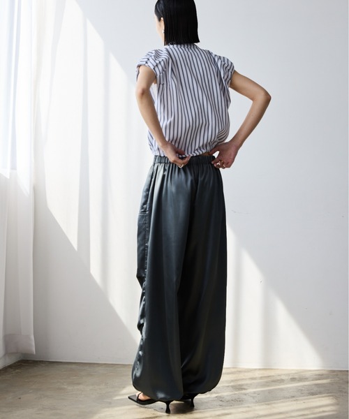 AIC.（エーアイシー）の「アシンメトリーポケットサテンパンツ（その他パンツ・レディース・イエロー/グリーン・FREE）」の20枚目の写真