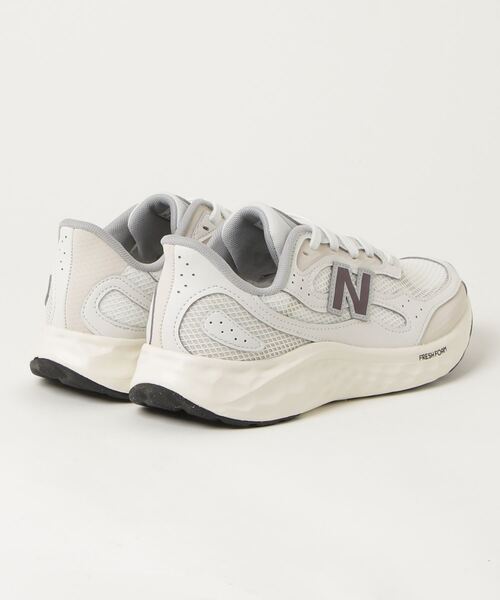 NEW BALANCE(ニューバランス)の「ニューバランス New Balance Fresh Foam Arishiv4_(スニーカー・メンズ・ホワイト・25.5cm/26.5cm/27.5cm/25.0cm/26.0cm/27.0cm/28.0cm)」の2枚目の写真
