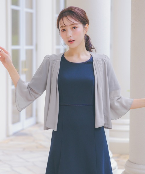 Retica(レティカ)の「ボレロ 結婚式 ショート丈 七分袖 シフォン ベルスリーブ カーディガン フォーマル 二次会 お呼ばれ パーティー(カーディガン/ボレロ・レディース・グレー/ブラック/ベージュ・M/L)」の2枚目の写真