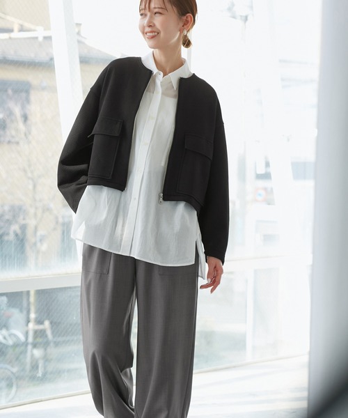 ROPE' PICNIC(ロペピクニック)の「幾何柄ジャガードショート丈ブルゾン(ブルゾン・レディース・オフホワイト/ブラック/ライトグレー・38)」の4枚目の写真