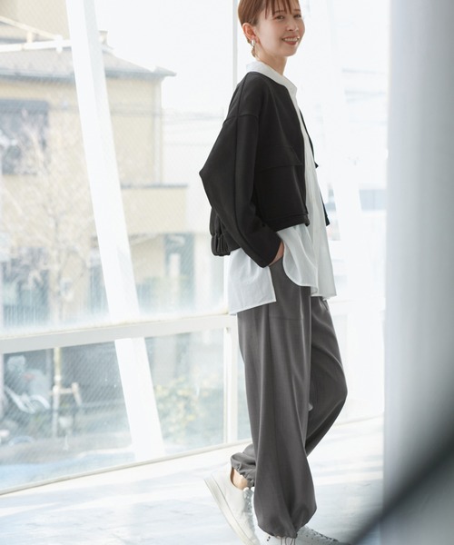 ROPE' PICNIC(ロペピクニック)の「幾何柄ジャガードショート丈ブルゾン(ブルゾン・レディース・オフホワイト/ブラック/ライトグレー・38)」の5枚目の写真