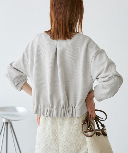 ROPE' PICNIC(ロペピクニック)の「幾何柄ジャガードショート丈ブルゾン(ブルゾン・レディース・オフホワイト/ブラック/ライトグレー・38)」の15枚目の写真