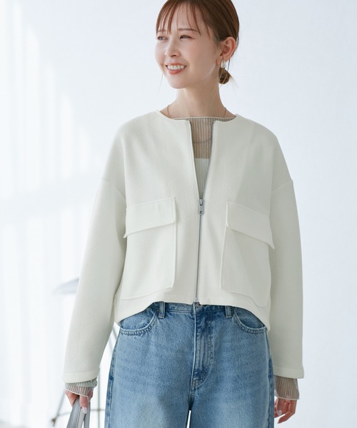 ROPE' PICNIC(ロペピクニック)の「幾何柄ジャガードショート丈ブルゾン(ブルゾン・レディース・オフホワイト/ブラック/ライトグレー・38)」の20枚目の写真