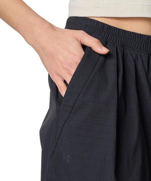 UNDER ARMOUR（アンダーアーマー）の「UAアンストッパブル ウーブン パラシュート パンツ（ライフスタイル/レディース）（その他パンツ・レディース・ブラック・XL/S/L/M）」の3枚目の写真