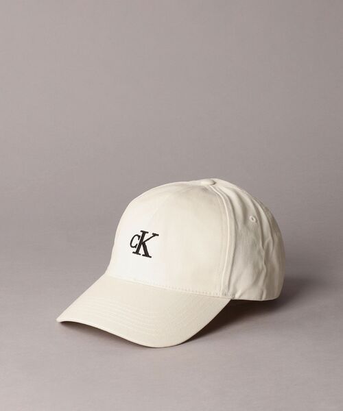 Calvin Klein(カルバン・クライン)の「エンブロイダリー モノグラム ベースボールキャップ(キャップ・メンズ・グレー系その他/ブルー/グリーン系その他/ブラック/ベージュ/ブラック系その他・FREE)」の10枚目の写真