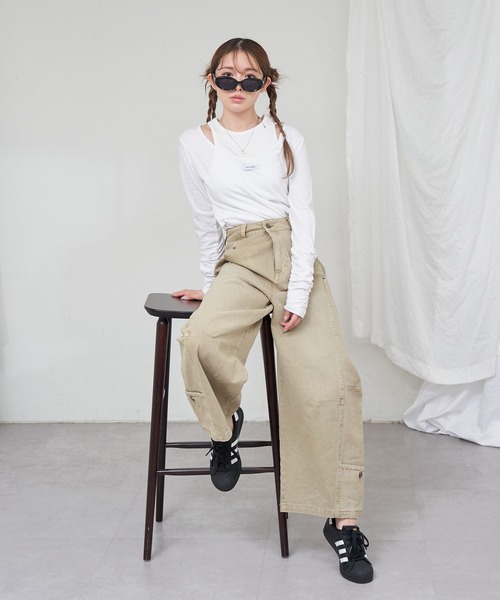 RAY CASSIN（レイカズン）の「バルーンルーズデニム（デニムパンツ・レディース・ブルー/スカイブルー/ベージュ・S/M）」の4枚目の写真