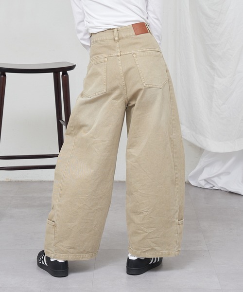 RAY CASSIN（レイカズン）の「バルーンルーズデニム（デニムパンツ・レディース・ブルー/スカイブルー/ベージュ・S/M）」の10枚目の写真