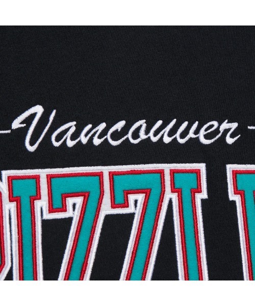 Mitchell&Ness(ミッチェル&ネス)の「Mitchell & Ness NBA THERE AND BACK 2.0 CREW FLEECE VINTAGE LOGO(ミッチェル&ネス NBA THERE AND BACK 2.0 クルー フリース ヴィンテージロゴ)(スウェット・メンズ・ブラック系/ブルー系1/ブルー系2/パープル系/レッド系・LARGE/MEDIUM/X-LARGE)」の8枚目の写真