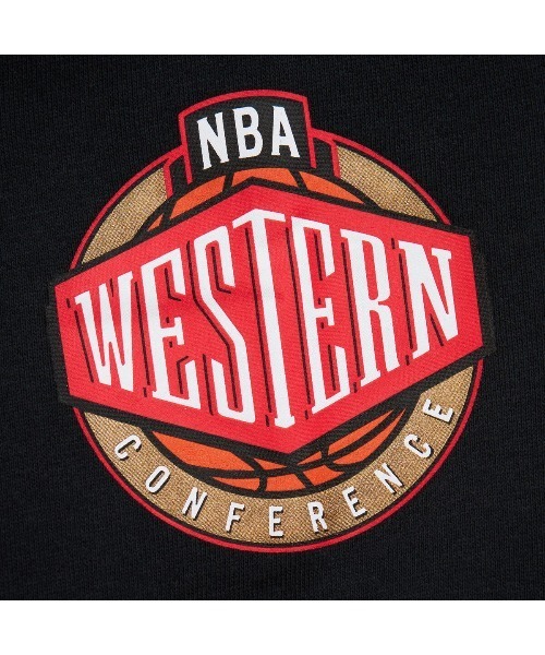 Mitchell&Ness(ミッチェル&ネス)の「Mitchell & Ness NBA THERE AND BACK 2.0 CREW FLEECE VINTAGE LOGO(ミッチェル&ネス NBA THERE AND BACK 2.0 クルー フリース ヴィンテージロゴ)(スウェット・メンズ・ブラック系/ブルー系1/ブルー系2/パープル系/レッド系・LARGE/MEDIUM/X-LARGE)」の11枚目の写真