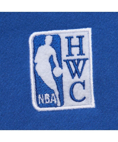 Mitchell&Ness(ミッチェル&ネス)の「Mitchell & Ness NBA THERE AND BACK 2.0 CREW FLEECE VINTAGE LOGO(ミッチェル&ネス NBA THERE AND BACK 2.0 クルー フリース ヴィンテージロゴ)(スウェット・メンズ・ブラック系/ブルー系1/ブルー系2/パープル系/レッド系・LARGE/MEDIUM/X-LARGE)」の18枚目の写真