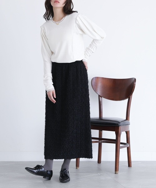 somari imagination(ソマリ イマジネーション)の「パフスリーブリブカットソー(Tシャツ/カットソー・レディース・オフホワイト/ラベンダー/ブラック・1/2)」の19枚目の写真