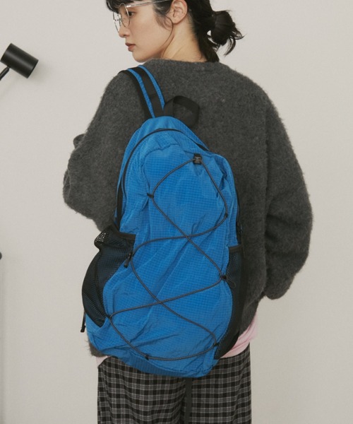 MERLOT（メルロー）の「【A4サイズ収納可能】ドローストリングナイロンバックパック（バックパック/リュック・レディース・ブルー/グレー/ブラック・FREE）」の3枚目の写真