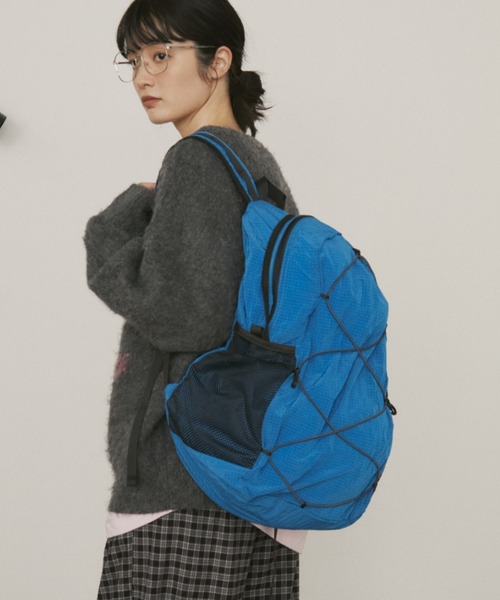 MERLOT（メルロー）の「【A4サイズ収納可能】ドローストリングナイロンバックパック（バックパック/リュック・レディース・ブルー/グレー/ブラック・FREE）」の10枚目の写真