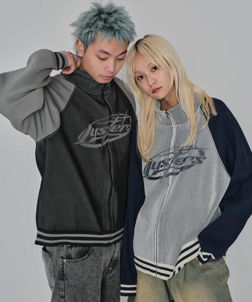 WEGO(ウィゴー)の「WEGO/ラグラングラフィックニットブルゾン(カーディガン/ボレロ・メンズ・オフホワイト/ブラック・MEDIUM/LARGE)」の5枚目の写真