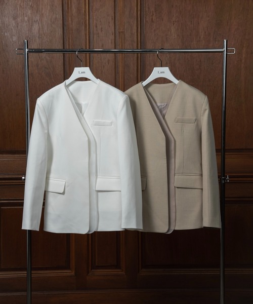 ホワイト ノーカラージャケット フレアスリーブ I_am（アイアム）の「no collar sleeve flare jacket / ノー