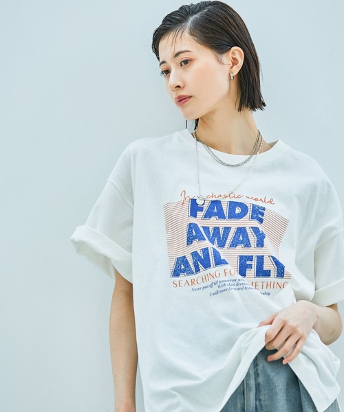 LAKOLE（ラコレ）の「VTGロゴTEE / 328669（Tシャツ/カットソー・レディース・ブルー/チャコール/オレンジ/オフホワイト・FREE）」の2枚目の写真