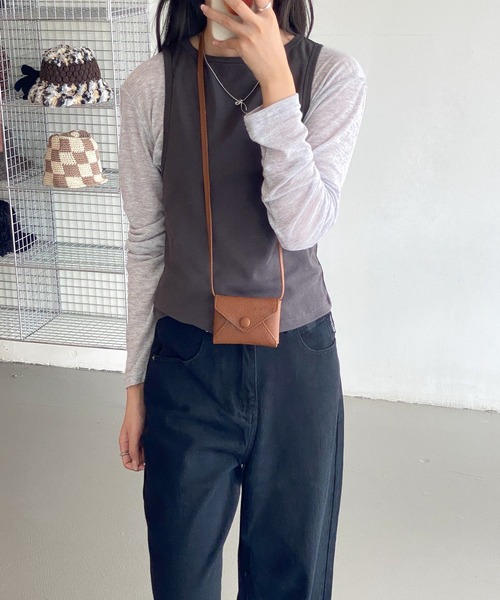 Chiina（チーナ）の「Chiina / 4Way ショルダーミニポーチ（ショルダーバッグ・レディース・ホワイト/ライトブルー/ブラック/ベージュ/ブラウン/レッド/キャメル・FREE）」の11枚目の写真