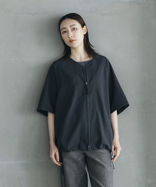 FREAK'S STORE(フリークスストア)の「FREAK’S STORE/フリークスストア 速乾素材 リラックスフィット ノーカラー ベースボールシャツ ショートスリーブ リネン風 ホームケア/LINEN LIKE N/C BB SHT(シャツ/ブラウス・メンズ・グリーン/ブラック/オフホワイト/サックスブルー/チャコールグレー・LARGE/MEDIUM/SMALL)」の10枚目の写真