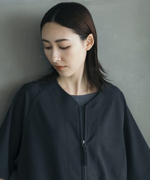 FREAK'S STORE(フリークスストア)の「FREAK’S STORE/フリークスストア 速乾素材 リラックスフィット ノーカラー ベースボールシャツ ショートスリーブ リネン風 ホームケア/LINEN LIKE N/C BB SHT(シャツ/ブラウス・メンズ・グリーン/ブラック/オフホワイト/サックスブルー/チャコールグレー・LARGE/MEDIUM/SMALL)」の15枚目の写真