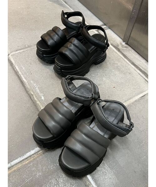 EMODA（エモダ）の「エアバルキーソールパッファーサンダル（サンダル・レディース・グレー/ブラック・SMALL/MEDIUM/LARGE）」の10枚目の写真