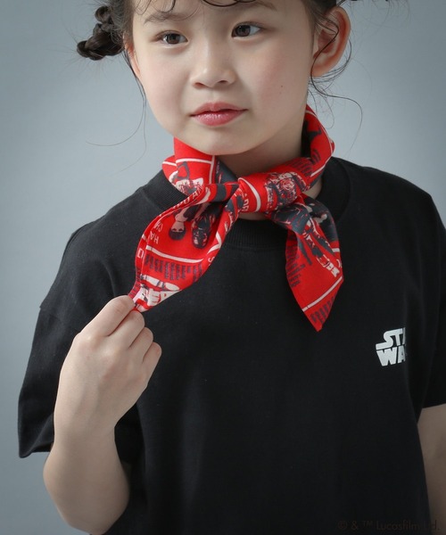 LOWRYS FARM（ローリーズファーム）の「ＳＴＡＲ　ＷＡＲＳ／バンダナ　451874（バンダナ/スカーフ・キッズ・キナリ/レッド/オフホワイト・FREE）」の6枚目の写真