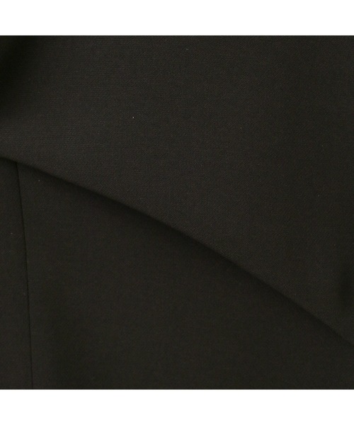 AOYAMA（アオヤマ）の「【時短に！ビジパシリーズ】〈２点セット〉ヘビロテスーツ｜Aラインジャケット＋テーパードパンツ/ブラック/通勤＆オフィス＆入卒＆セレモニー＆オケージョン｜自宅で洗える・ストレッチ・防止シワ｜（スーツセット・レディース・ブラック/ネイビー/ベージュ・M/L/LL/S）」の4枚目の写真