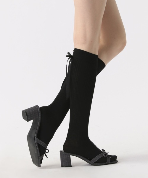 FOREVER 21(フォーエバー トゥエンティーワン)の「リボン付きソックス(ソックス/靴下・レディース・ブラック/グレー・FREE)」の9枚目の写真