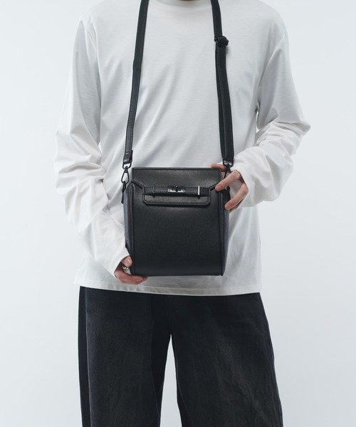 ⭕️リセットします【超美品】【高級】ポ一ルスミス　レザー バッグ ショルダーバッグ ポール・スミス(Paul Smith) レザー ショルダーバッグ | 通販・人気