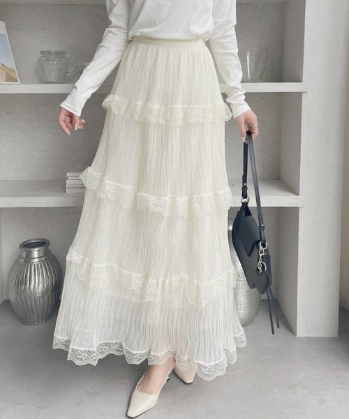 TREOVER(トレオーバー)の「ウエストゴムでお洒落なのにストレスフリー♪レース 切り替え プリーツティアードスカート(スカート・レディース・ブラック/オフホワイト/ナチュラル・FREE)」の3枚目の写真