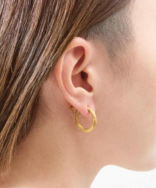 GILD(ギルド)の「GILD ギルド / Large atypical hoop clip on earring シルバー925ラージエイティピカルフープクリップオンイヤリング 片耳用 / G251-ER02(イヤリング・メンズ・シルバー/プラチナム/ゴールド・FREE)」の7枚目の写真